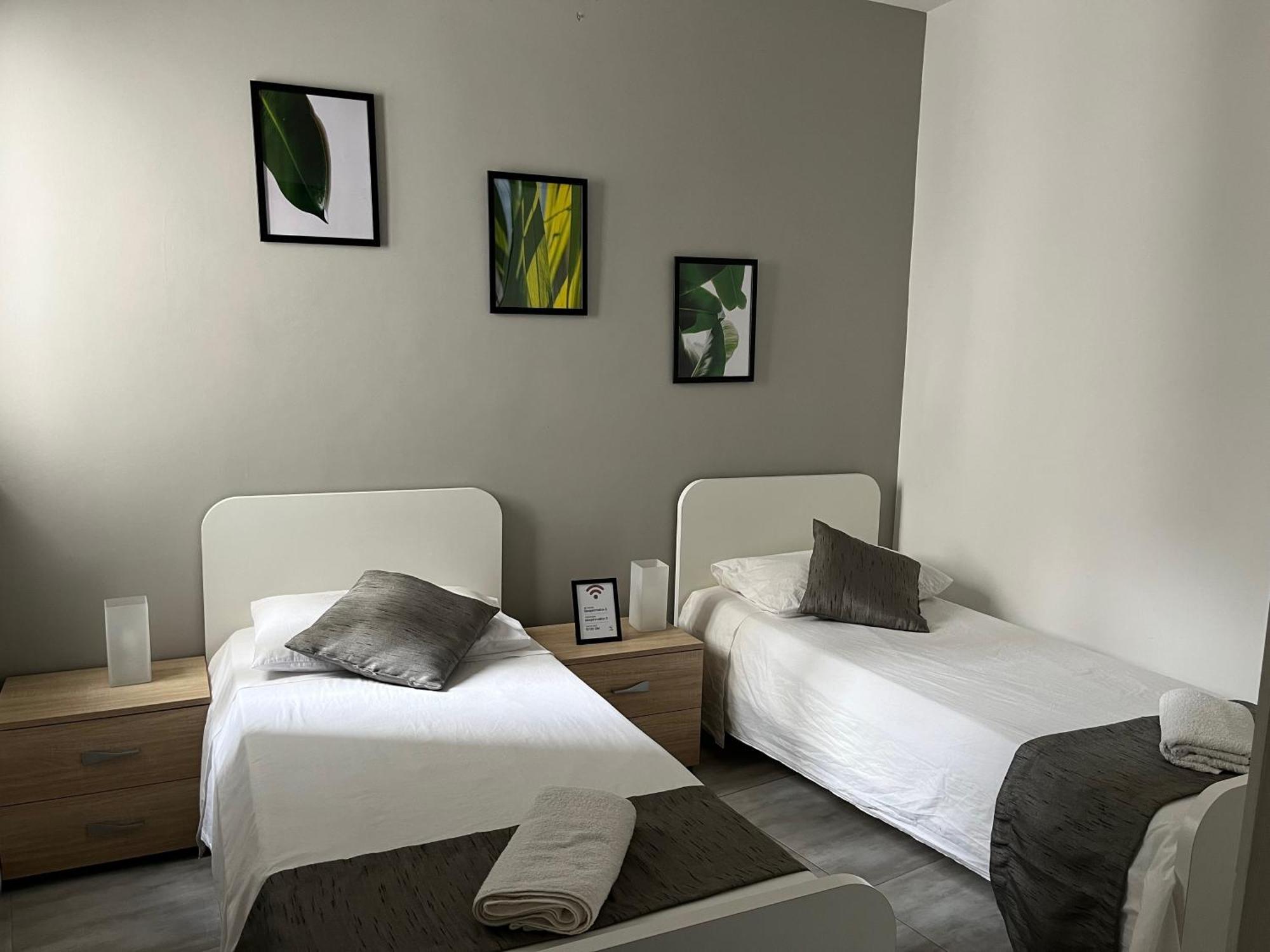 F4 Room 2, Private Room Two Single Beds Shared Bathroom มซิดา ภายนอก รูปภาพ